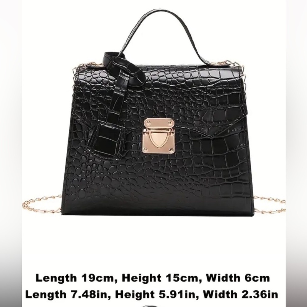 Black Crocodile Pattern Women's Bag with 7 piece beauty bundle - Picture 5 of 8